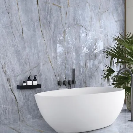 Hanza Tower Baobab Jacuzzi Sauna Pool شقة *