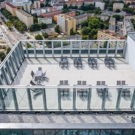 Hanza Tower Baobab Jacuzzi Sauna Pool