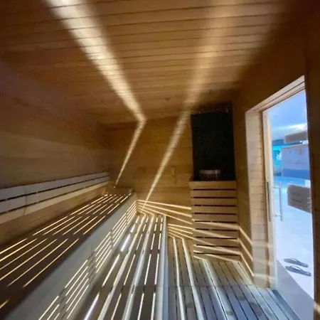شقة Hanza Tower Baobab Jacuzzi Sauna Pool